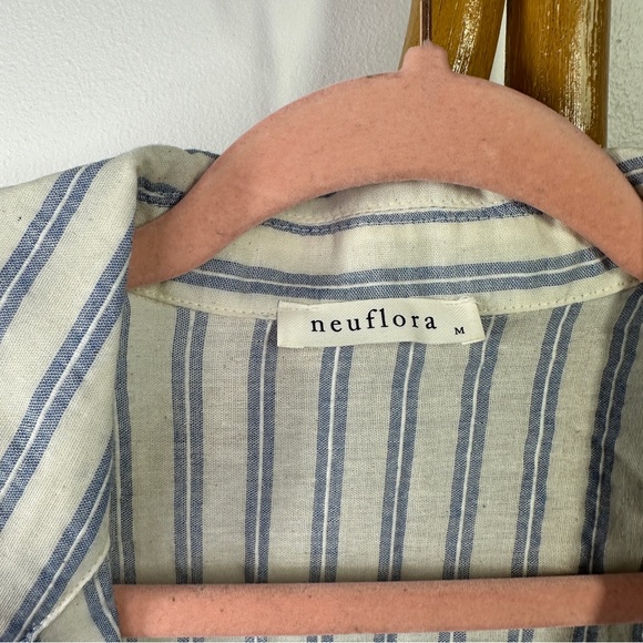 Neuflora Blue Striped Blouse sz M - Picture 3 of 7